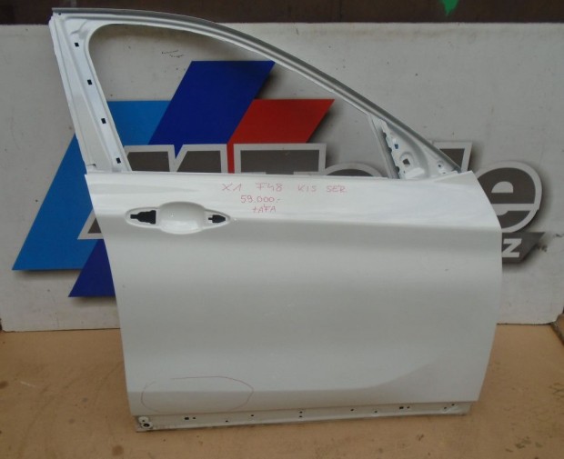 [GY�RI BONTOTT, KIS S�R�LT] BMW - AJT�; JOBB ELS� - X1 / F48